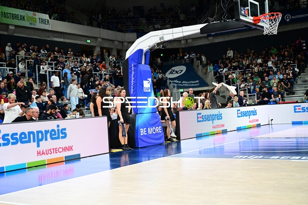 Basketball-Situation am Spielfeldrand