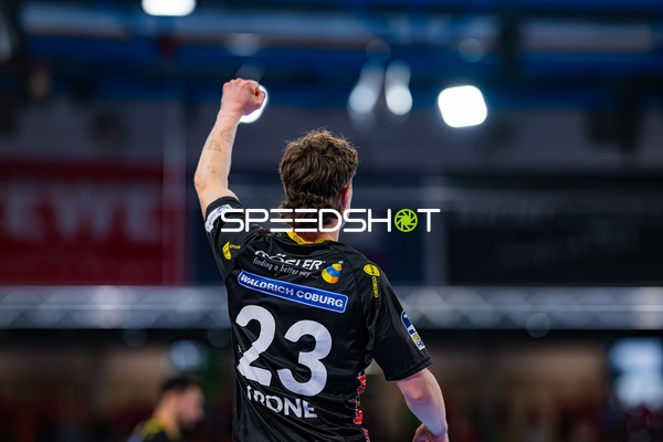 Jannes Krone (23; HSC 2000 Coburg) positioniert sich