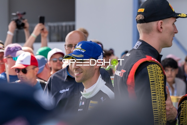 Motorsportler bei 24h Rennen 2025