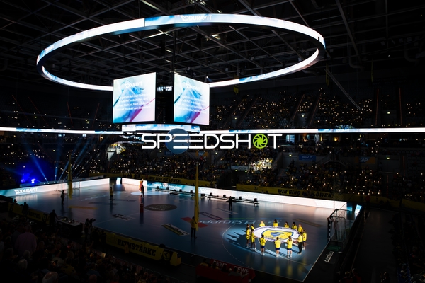 Team Kevin Gerwin (49; Rhein Neckar Löwen) positioniert sich