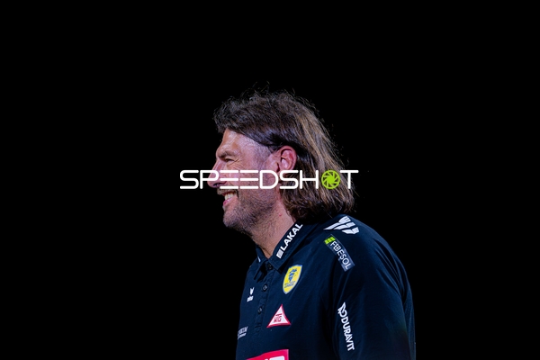 Cheftrainer Sebastian Hinze (cheftrainer; Rhein Neckar Löwen) gibt Anweisungen