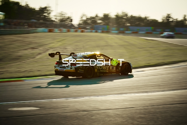 Augusto Farfus (98, ROWE RACING) auf Strecke