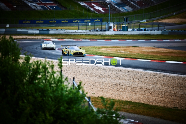 GT3 Fahrzeuge auf Strecke