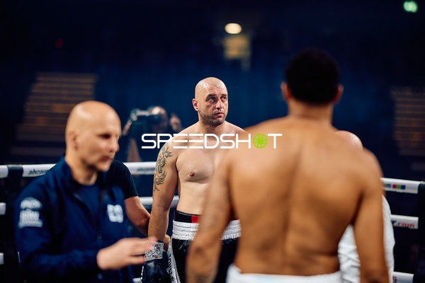 Srdan Govedarica (115; VIP) in der Ringside Zone