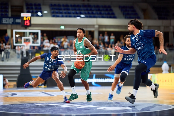 Dribbling und Verteidigung