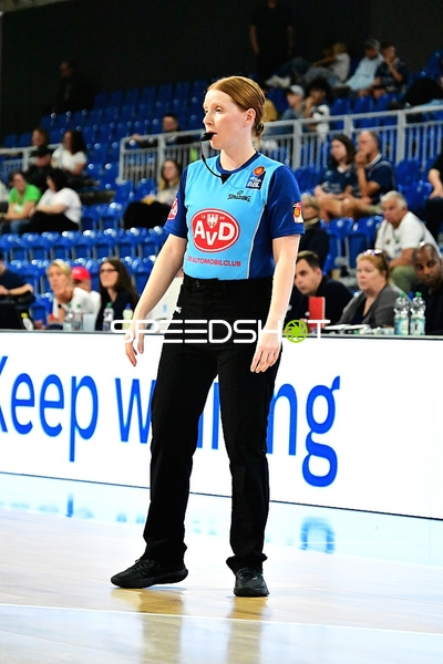 Schiedsrichter auf dem Court