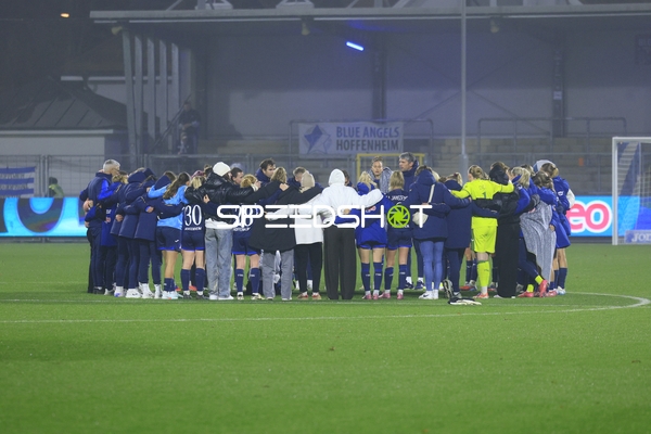 Teamkreis nach Spiel