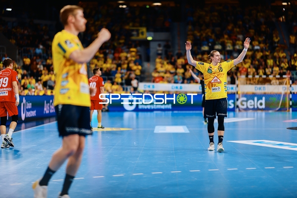 Spieler bereiten sich auf einen Spielzug vor