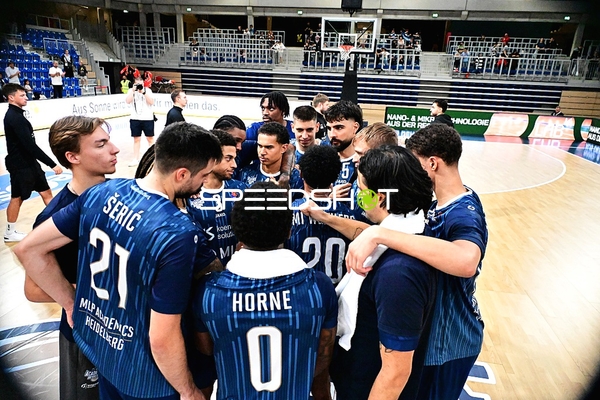 MLP Academics Heidelberg im Kreis