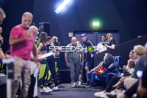 Ringside-Zone Face-Off Pressekonferenz