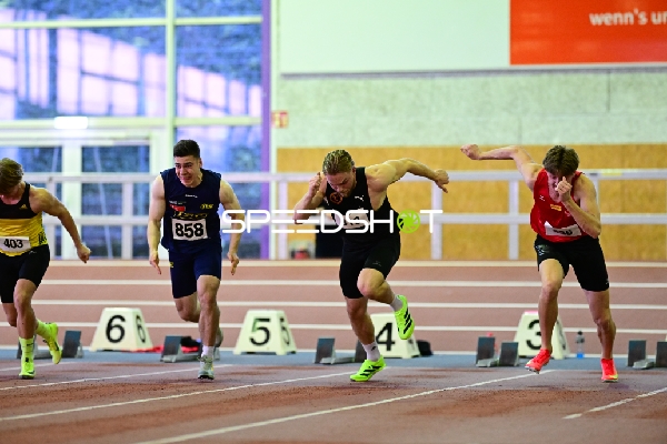 Sprintstart mit 403; LG Rhein-Wied und Leitz Florian (858; Post-Sportverein Trier)