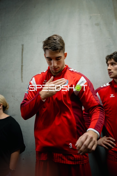 Nikola Vlahovic (3; SG BBM Bietigheim) positioniert sich