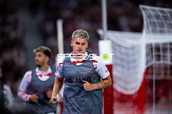 Ramon Hendriks beim Aufwärmen