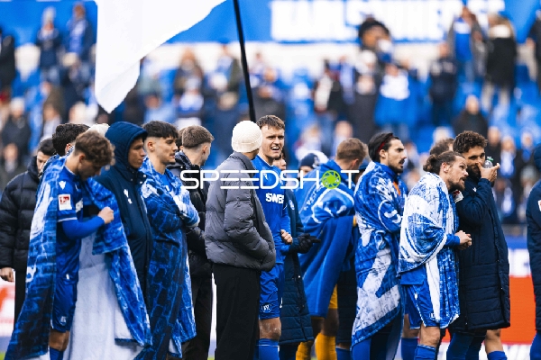 Spieler von Karlsruher SC in Aktion