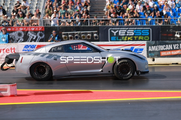 Drag Racing Rennwagen auf der Quartermile