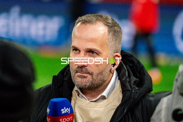 Interview am Spielfeldrand