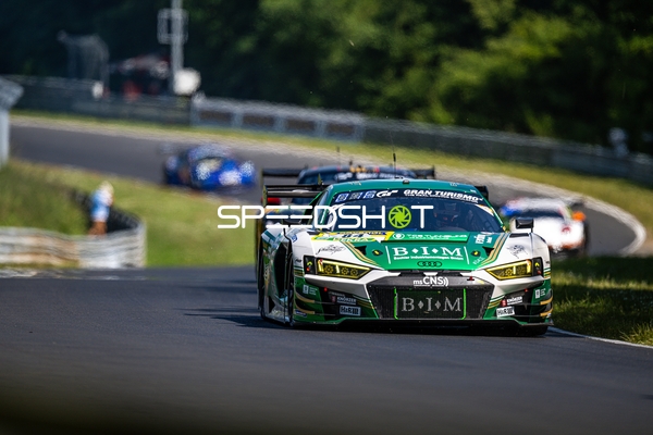 Rennfahrzeug auf der Rennstrecke