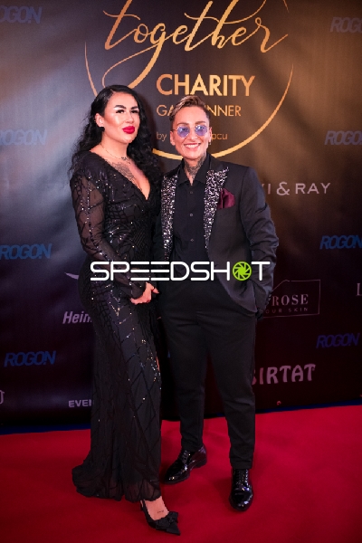 Networking beim Charity Gala Dinner