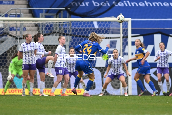 Freistoß vor dem Tor