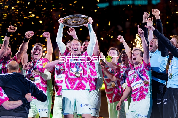 Füchse Berlin feiern Meisterschaft