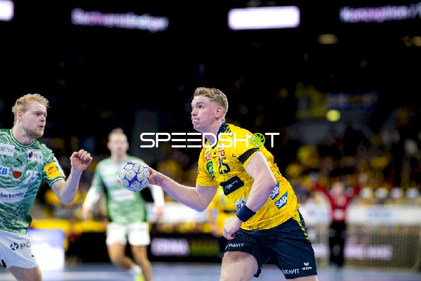 Wurf von Haukur Thrastarson (25; Rhein Neckar Löwen)