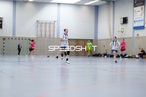 Spielgeschehen in der Sporthalle