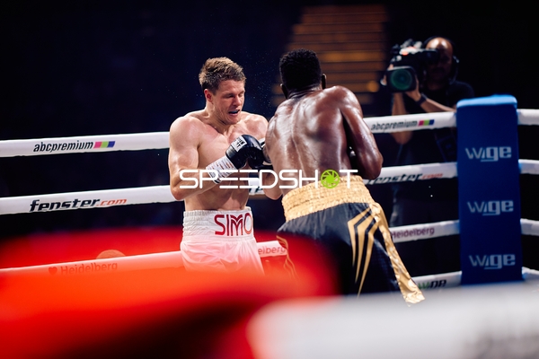 Boxkampf in Ringside Zone