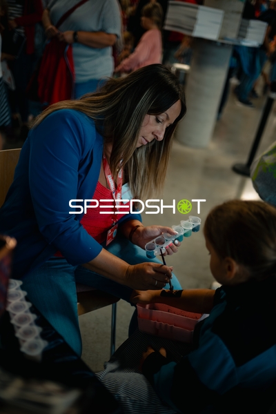 Facepainting bei Handball-Event