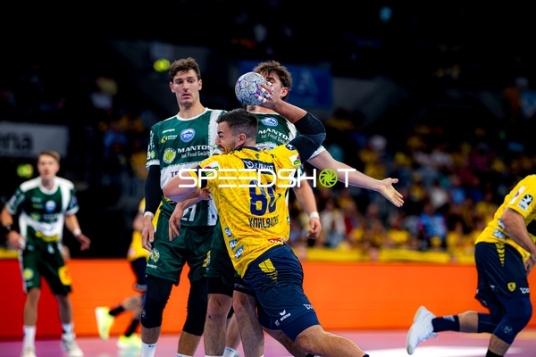 Wurf von Jannik Kohlbacher (80; Rhein Neckar Löwen) gegen Philipp Meyer (27; ThSV Eisenach)