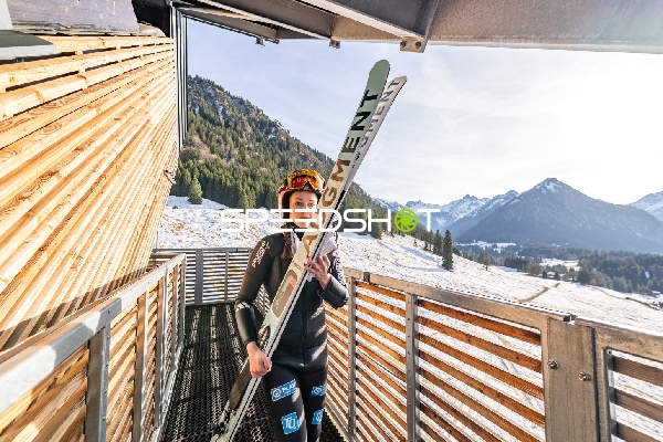 Two-Nights Tour Skispringen Damen