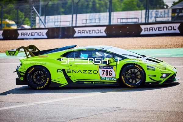 Kiki Sak Nana (786, Renazzo Motorport Team) steht still