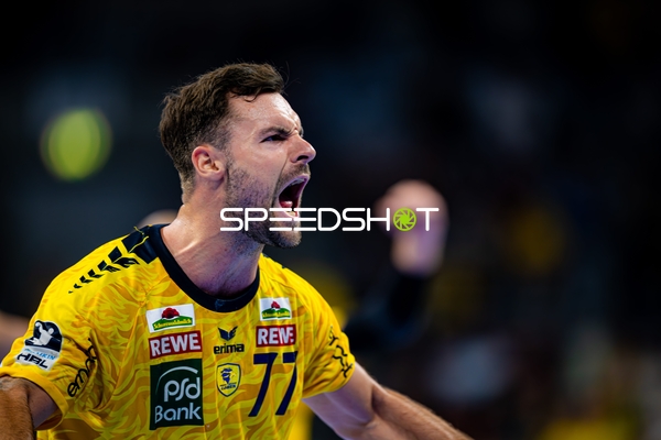 Dani Baijens (77; Rhein Neckar Löwen) jubelt