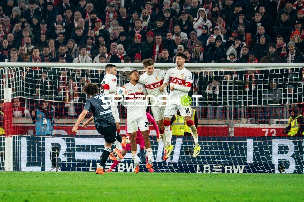 Freistoß vor dem Tor