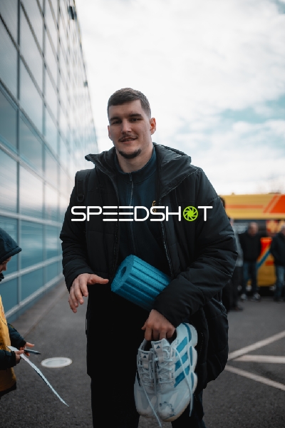 Person Halil Jaganjac (45; Rhein Neckar Löwen) außerhalb des Spielfelds