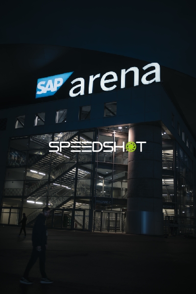 SAP Arena Außenansicht