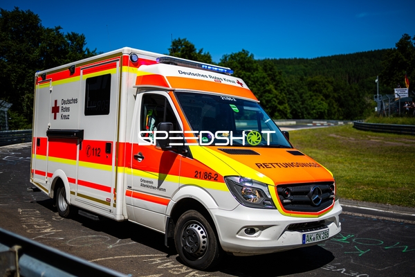 Rettungswagen am Nürburgring