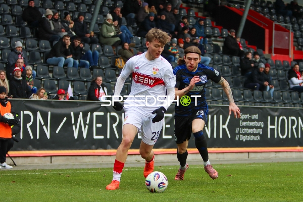 Zweikampf um den Ball