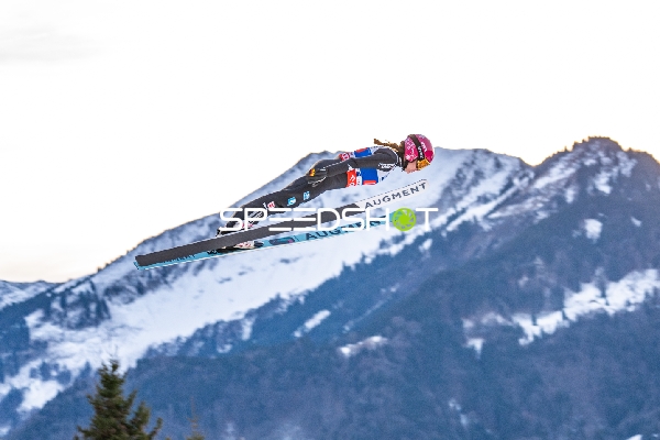 Two-Nights Tour Skispringen Damen