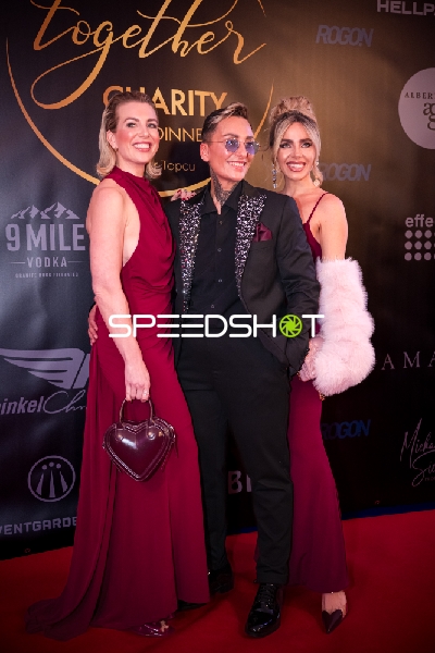 Feier beim All Together Charity Gala Dinner