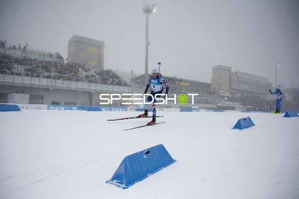 Sprint der Männer in Oberhof: Jacques JEFFERIES (9; Biathlon Männer) und Patrick BRAUNHOFER (10; Biathlon Männer) in Aktion