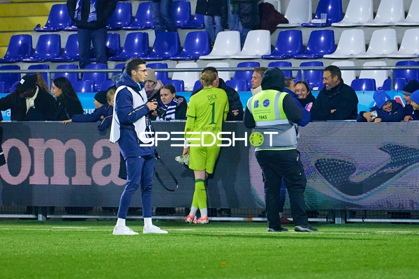 Torwart im Gespräch