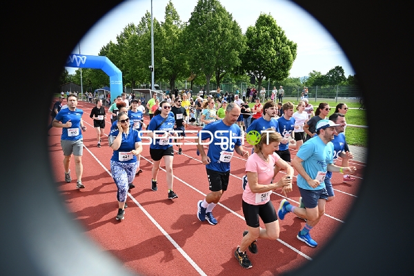 Gemeinsamer Laufstart in Edingen
