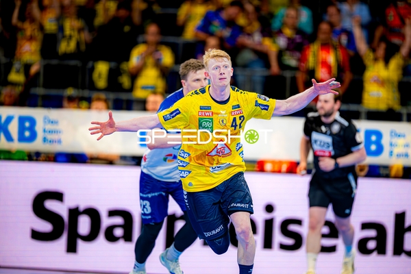 Torjubel Jon Lindenchrone Andersen (42;Rhein Neckar Löwen)