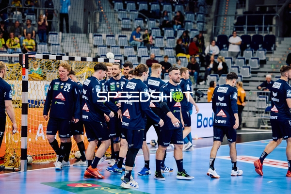 Aufwärmen der Rhein-Neckar Löwen Spieler