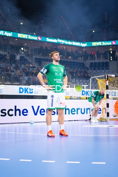 Spieler Vinenz Bertl (15, SC DHfK Leipzig) steht