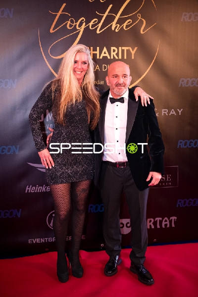 Networking beim Charity Gala Dinner