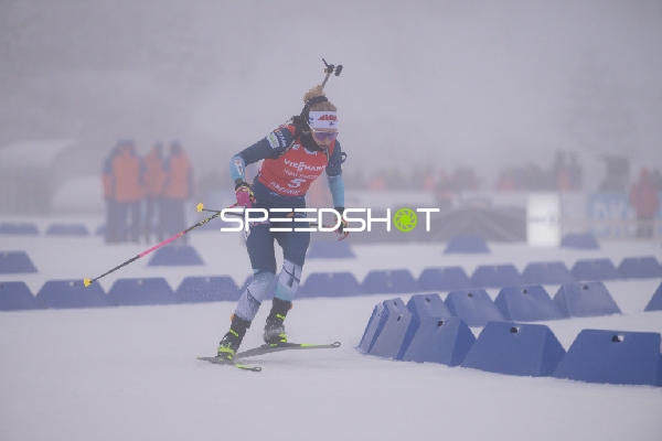 Sprint der Frauen in Oberhof: Venla LEHTONEN (5; Biathlon Frauen) in Aktion