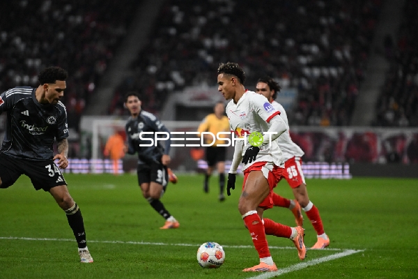 Ballkontrolle und Verteidigung