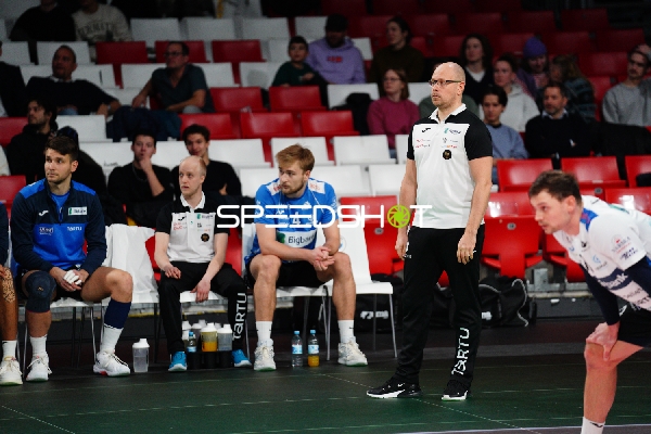 Spielszene mit Alar Rikberg (999; BigBank Tartu) und Rauno Kink (16; BigBank Tartu)