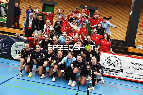 Jubel der Mainz 05 Spielerinnen